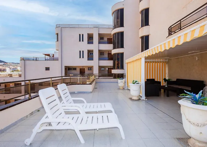 Cristianos Penthouse Alma Homes Appartamento